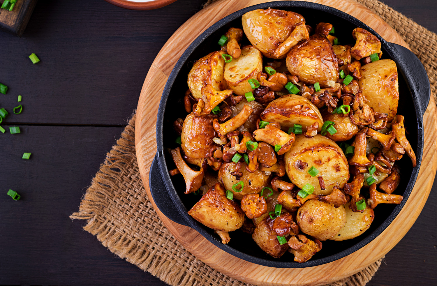 THE EASIEST ONE PAN CHICKEN AND POTATO | DINNER IDEA