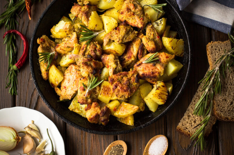 THE EASIEST ONE PAN CHICKEN AND POTATO | DINNER IDEA