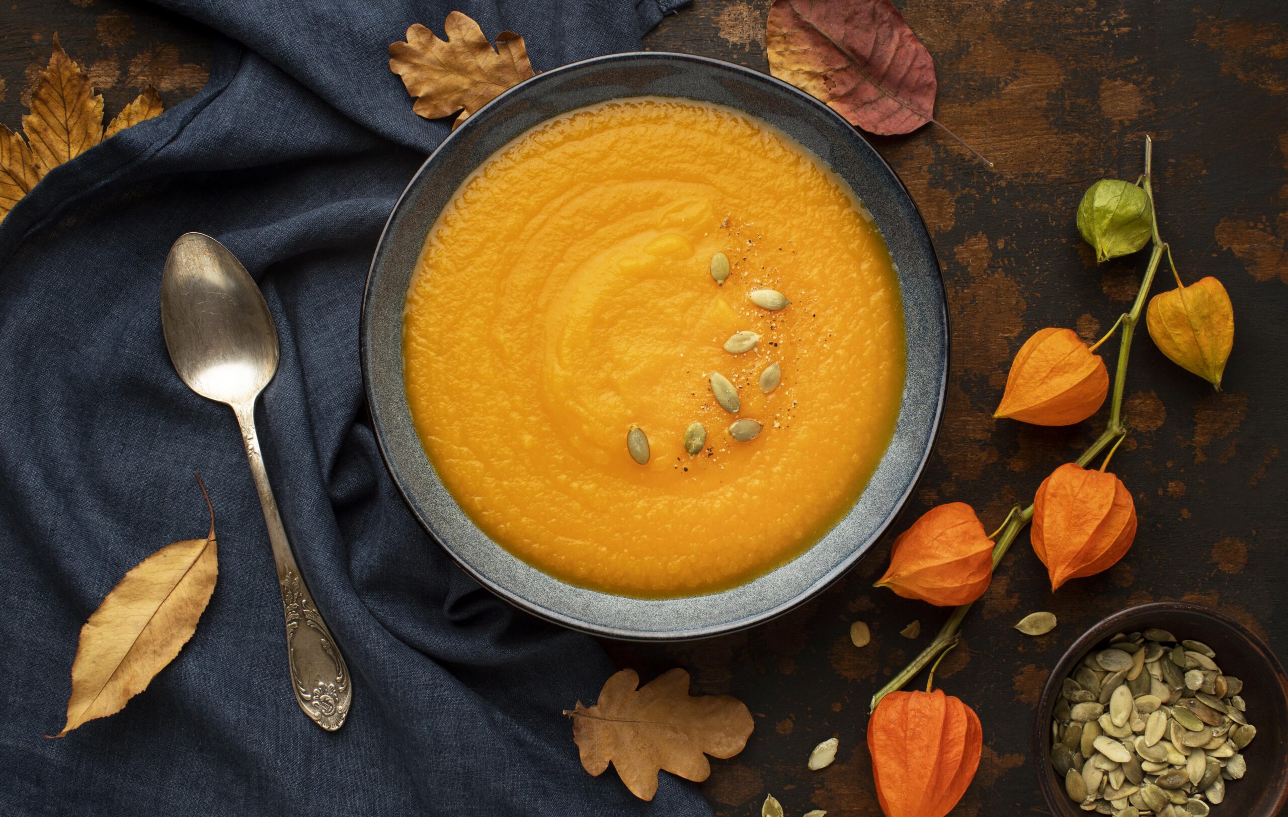 BUTTERNUT SQUASH SOUP | VEGAN FRIENDLY