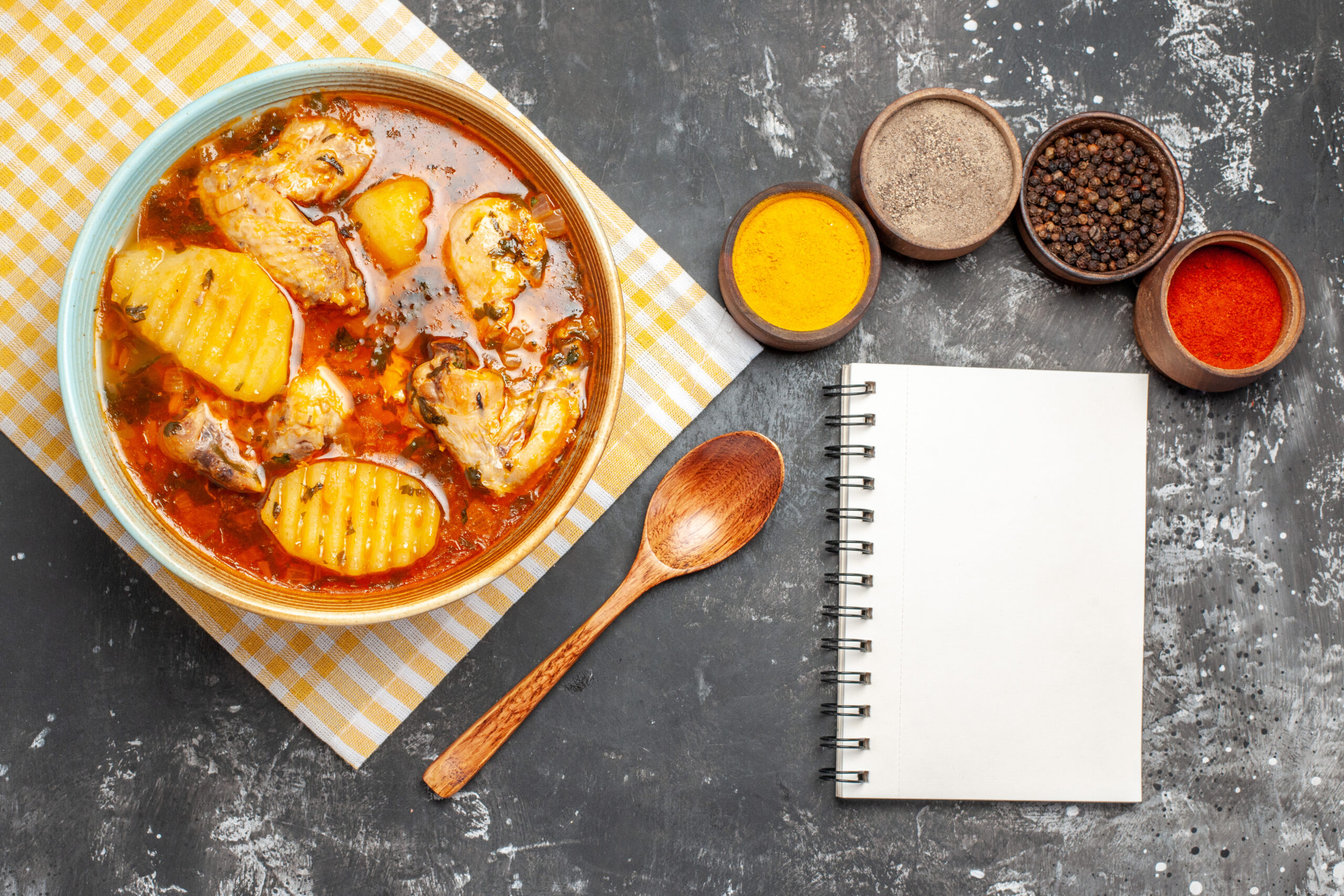 HOW TO COOK PEPPER SOUP | NIGERIAN CHICKEN PEPPER SOUP